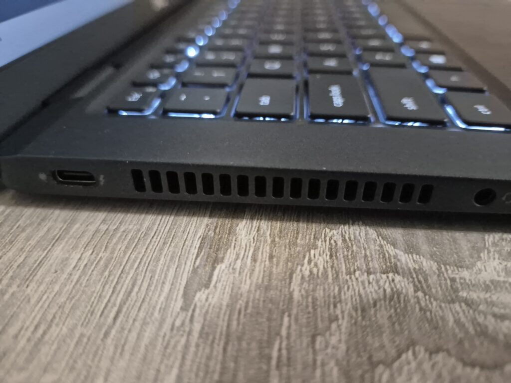 Dell Latitude 7320
