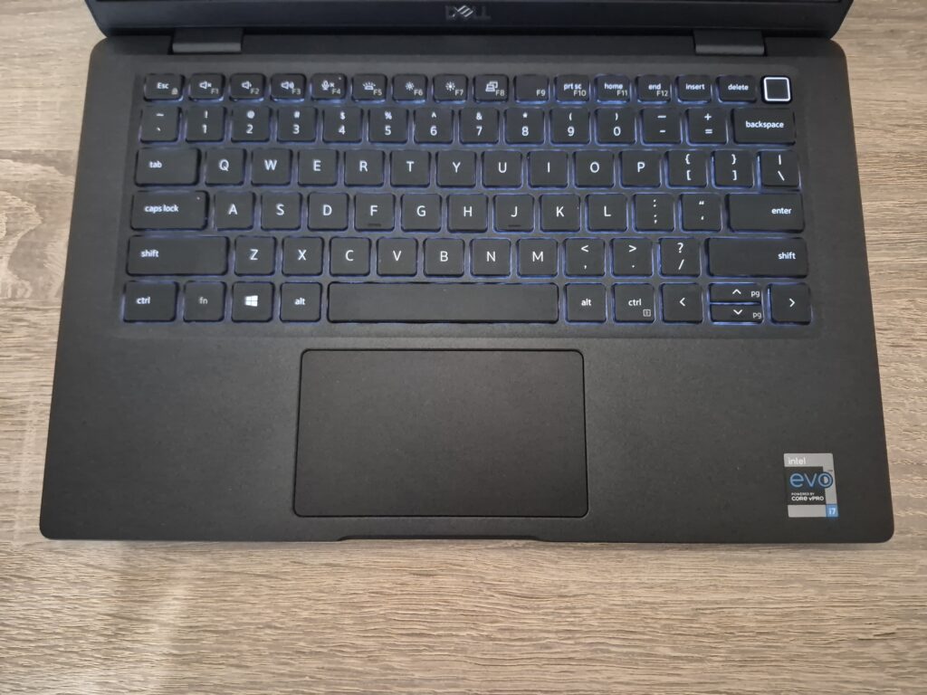 Dell Latitude 7320