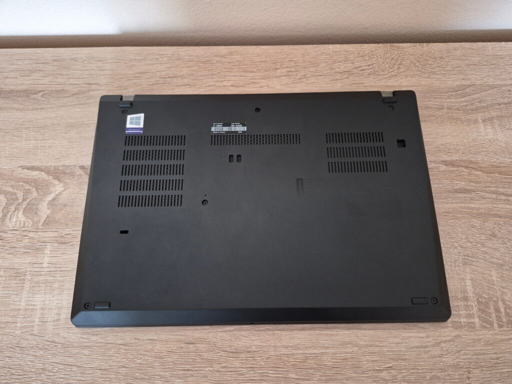 Lenovo ThinkPad T490