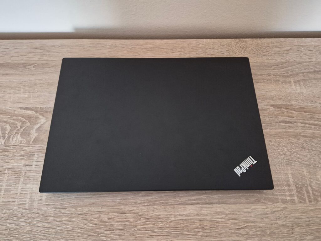 Lenovo ThinkPad T490